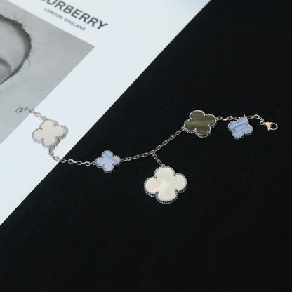 [Joyas Regalia]PULSE TRÉBOL 5 MOTIVOS MOP CALCEDONIA PLATA 