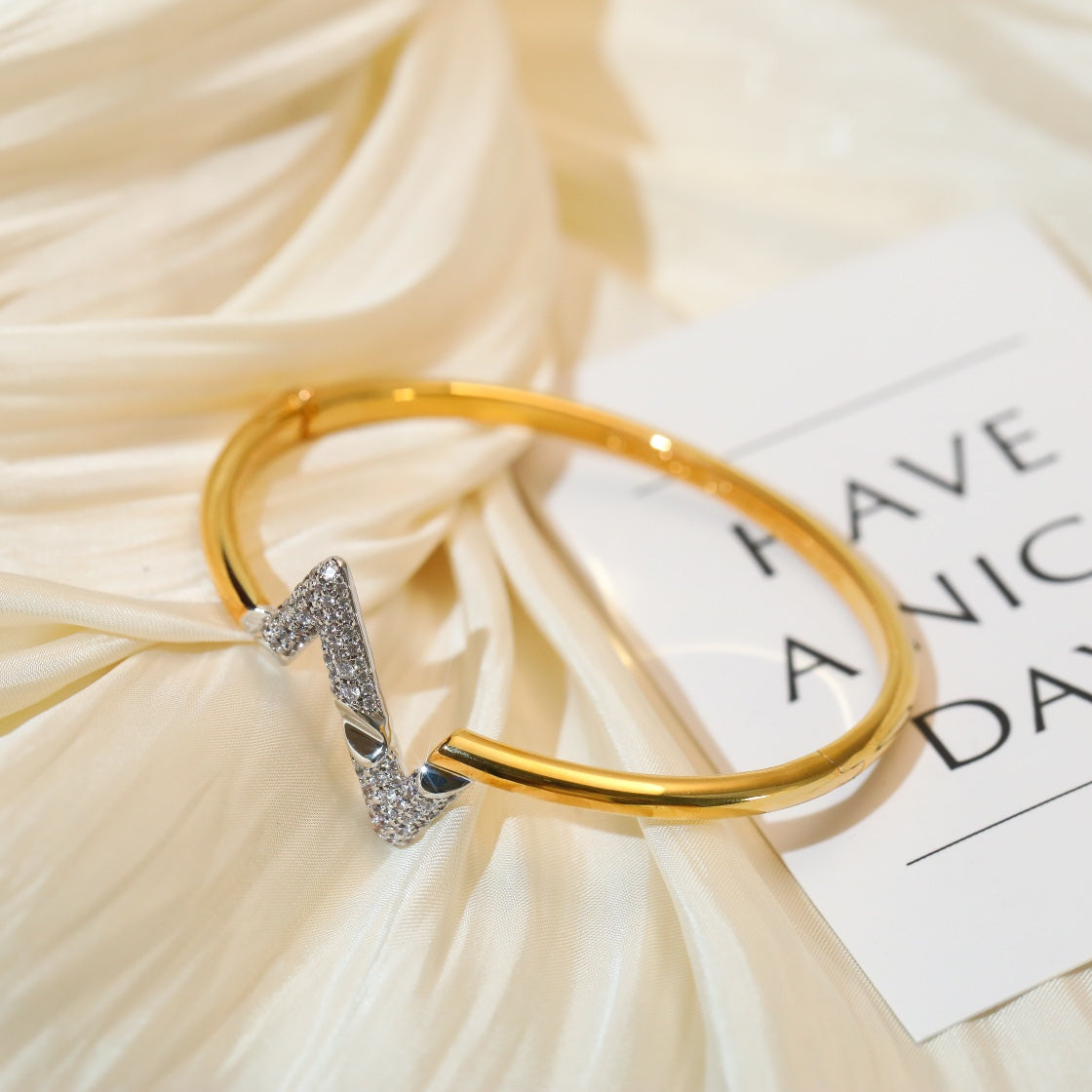 [Regalia jewelry]VOLTE UPSITE DOWN GOLD DIAMOND BRACELET