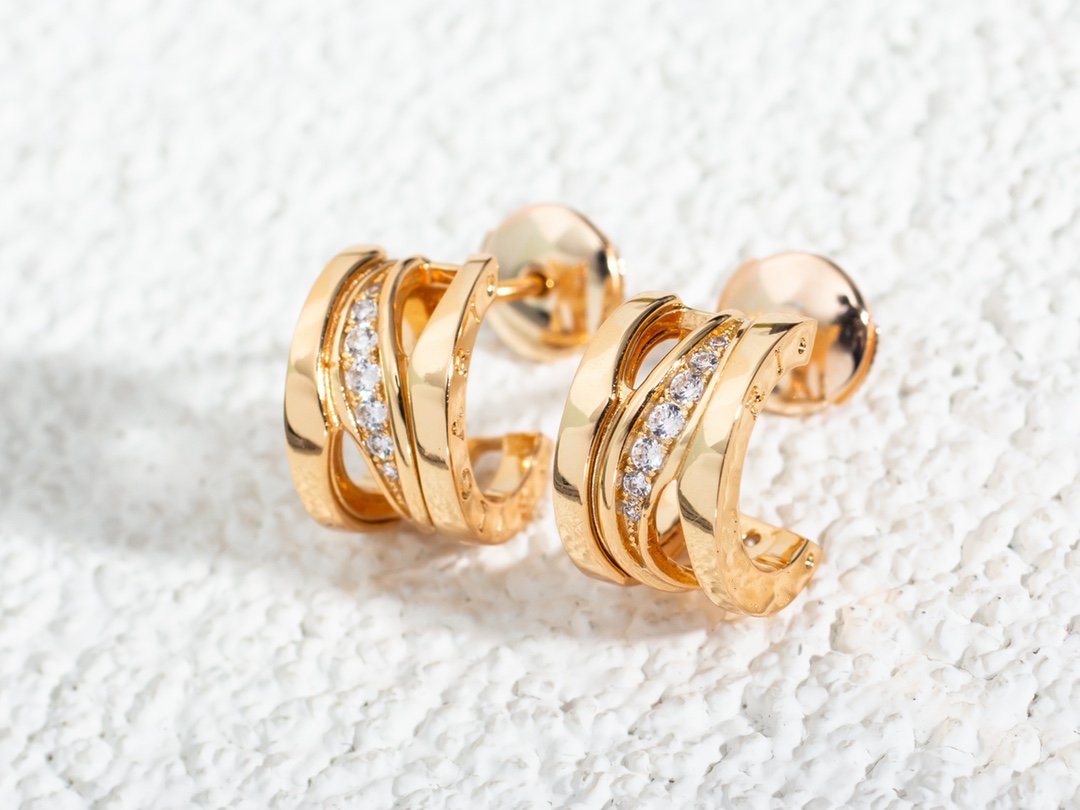 [Bijoux Regalia]Boucles d'oreilles en or rose et diamants ZERO 1