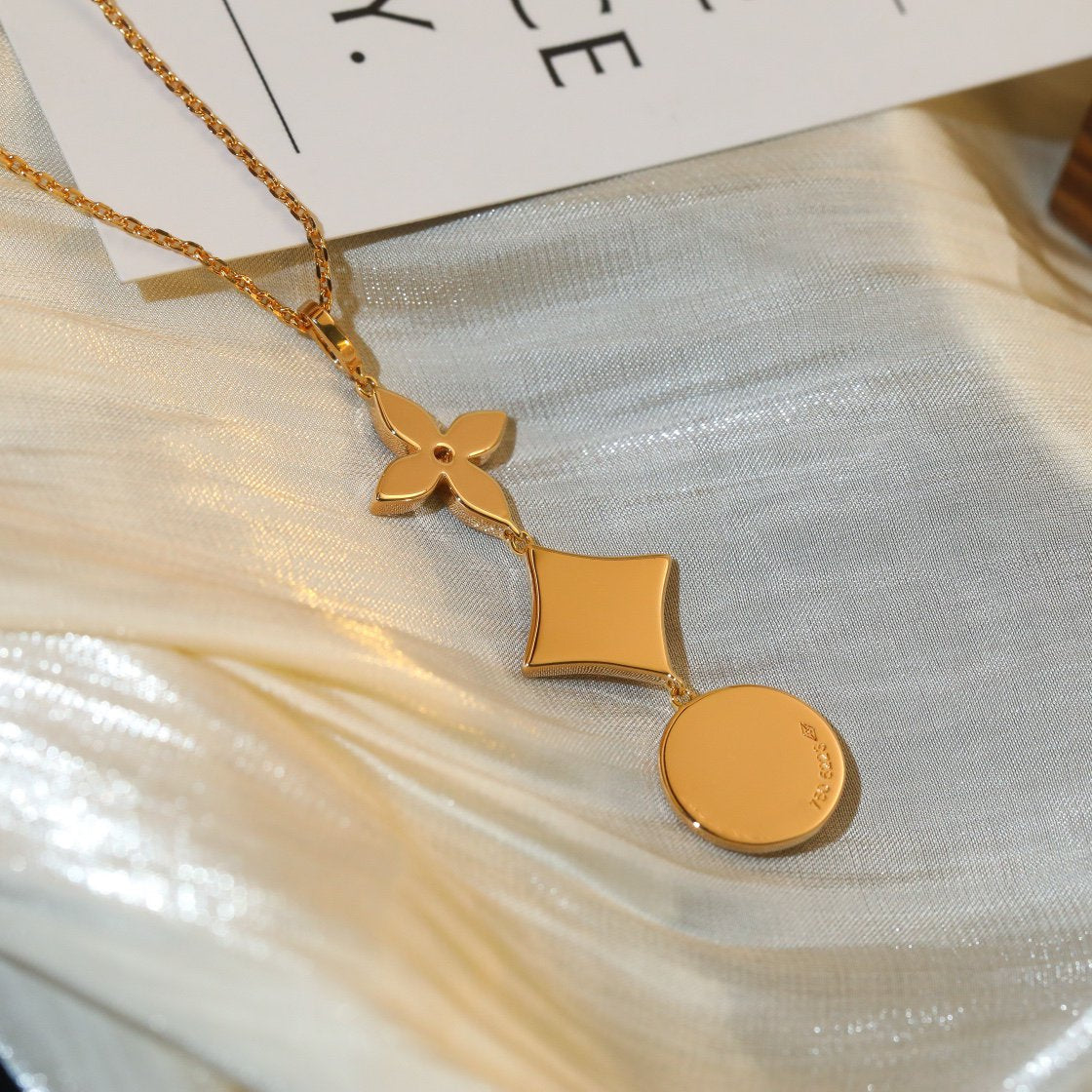 [Regalia jewelry]STAR AND SUN DIAMOND PINK GOLD NECKLACE
