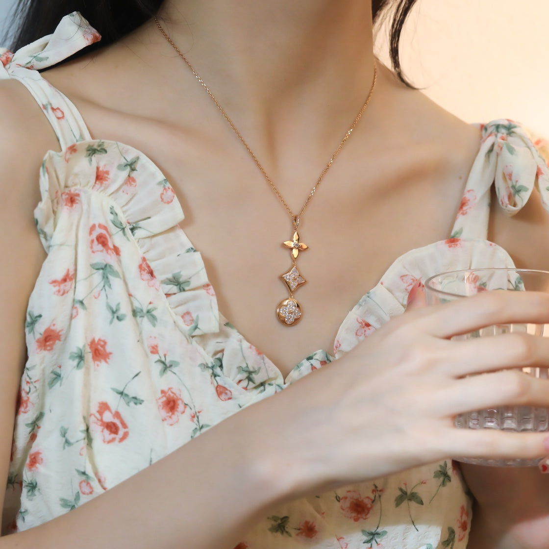 [Regalia jewelry]STAR AND SUN DIAMOND PINK GOLD NECKLACE