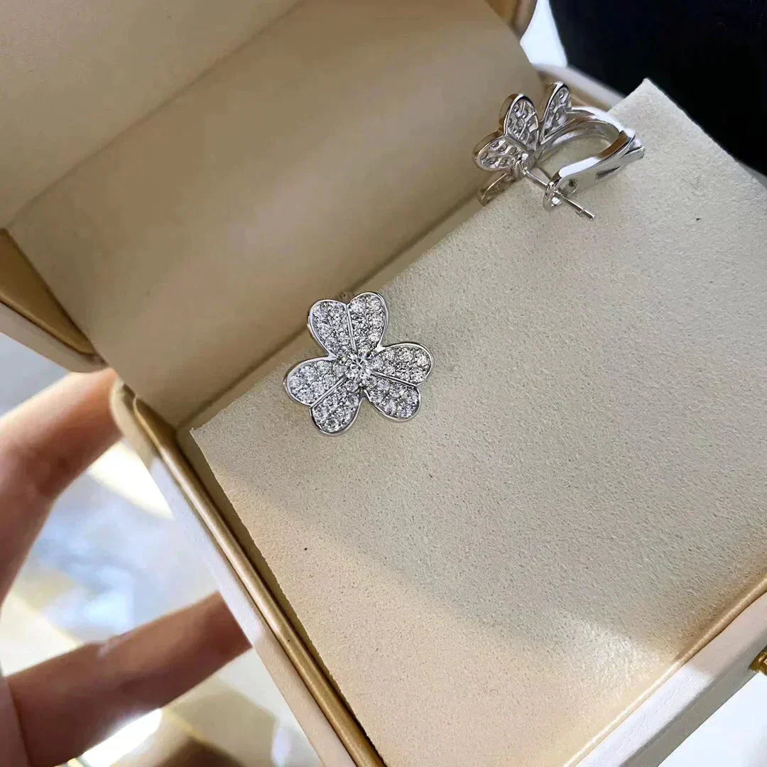 [Regalia jewelry]CLOVER COMOS DIAMOND EARRINGS SILVER