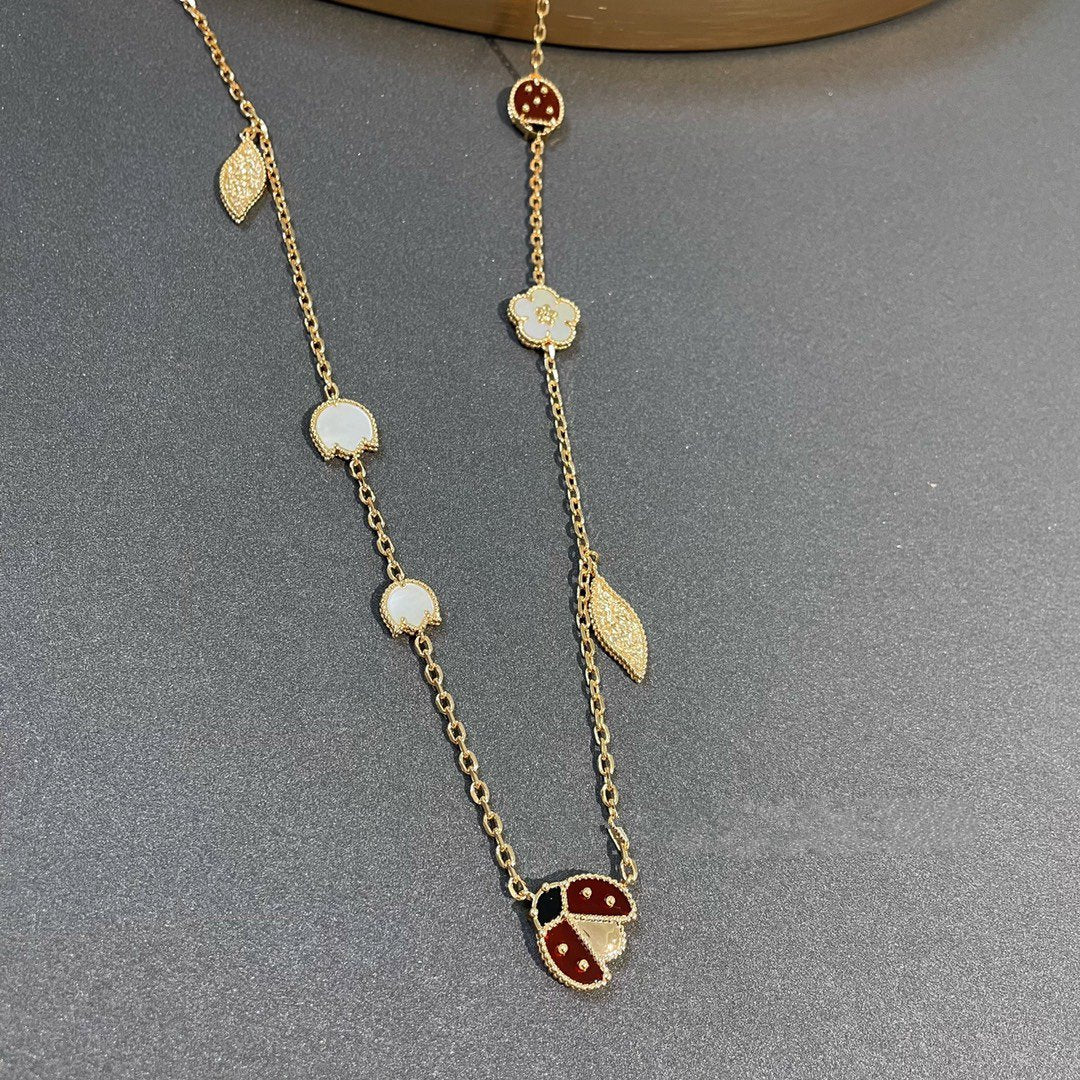 [Joyas Regalia] COLLAR DE ORO CON 15 MOTIVOS LUCKY SPRING