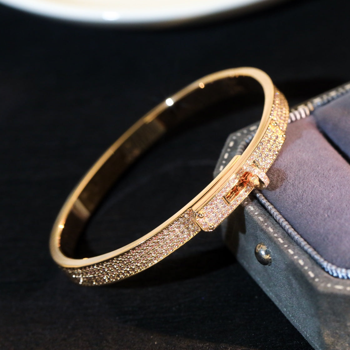 [Joyas Regalia]PULSERA KELLY CON PAVÉ DE DIAMANTES 