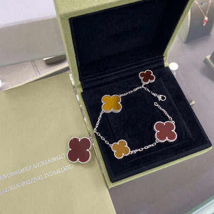 [Joyas Regalia] PULSERA DE OJO DE TIGRE CON CORNALINA Y 5 MOTIVOS DE TRÉBOL