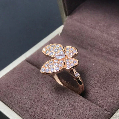 [Joyas Regalia] ANILLO DE ORO ROSA CON DIAMANTE Y MARIPOSA