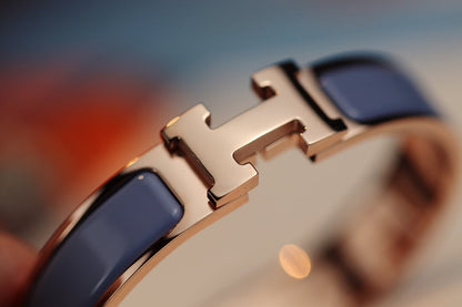 [Joyas Regalia] PULSERA H 12MM AZUL GRIS