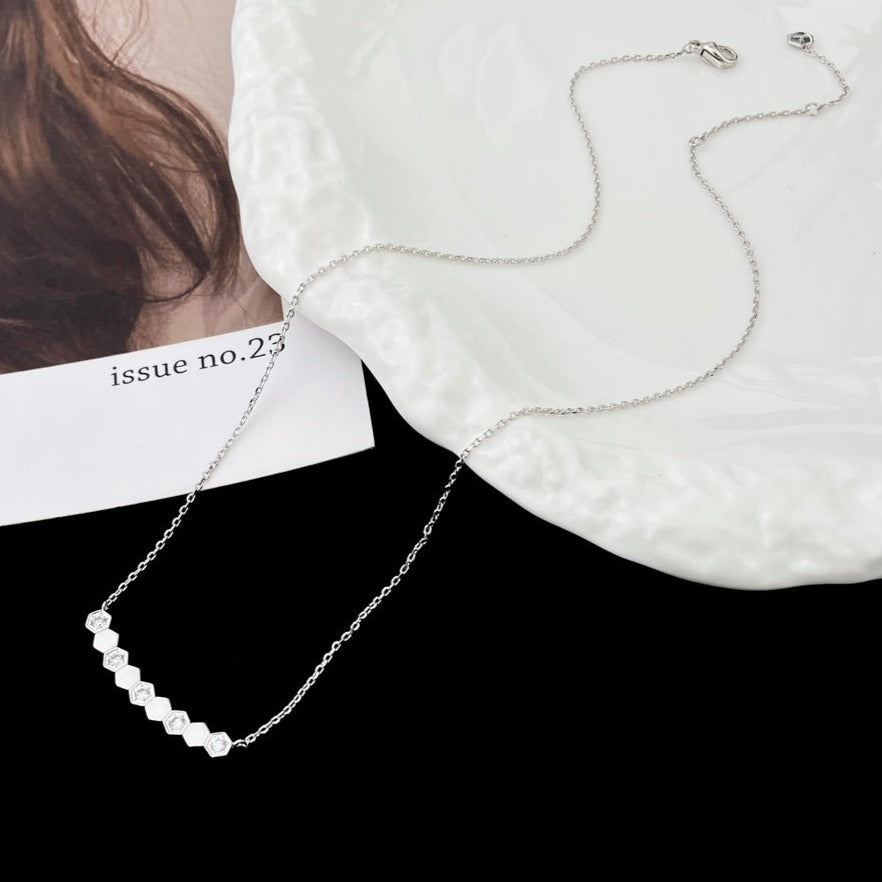 [Regalia jewelry]BEE MY LOVE DIAMOND NECKLACE