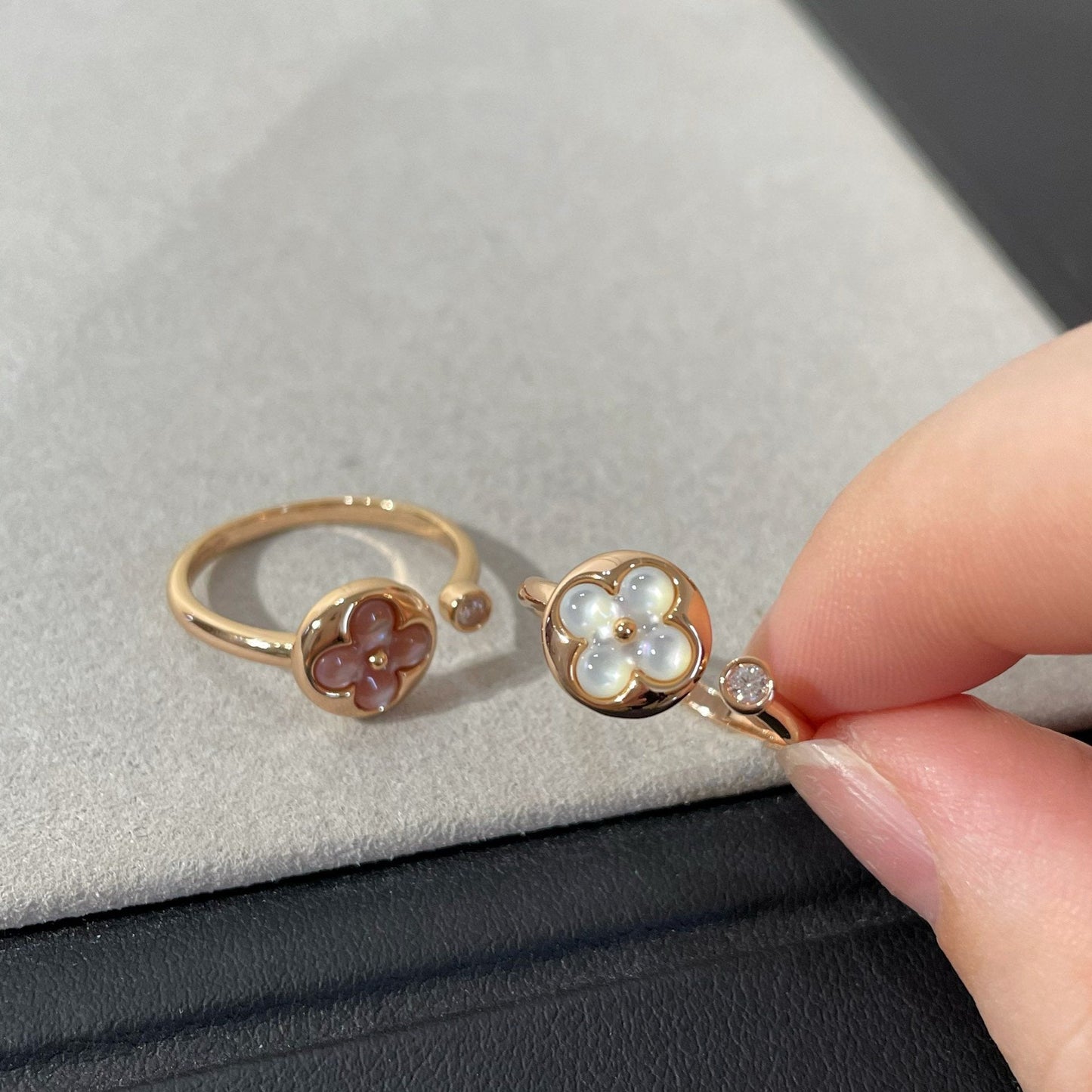 [Joyas Regalia] ANILLO DE TRAPEADORA ROSA CON 1 DIAMANTE SUN