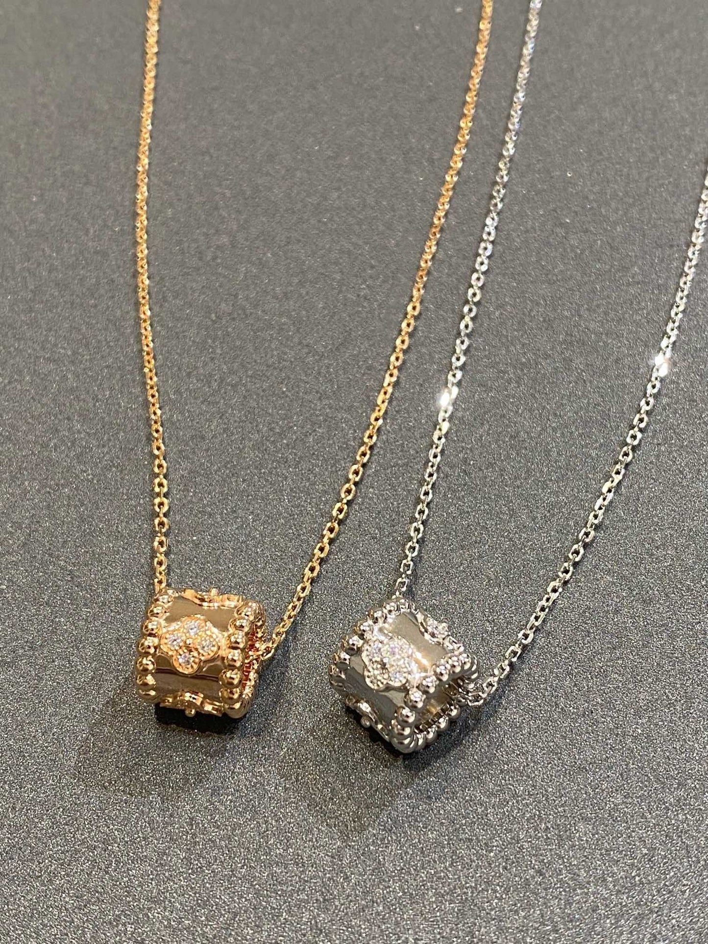 [Regalia jewelry]PERLEE PEDANT SIVLER DIAMOND NECKLACE