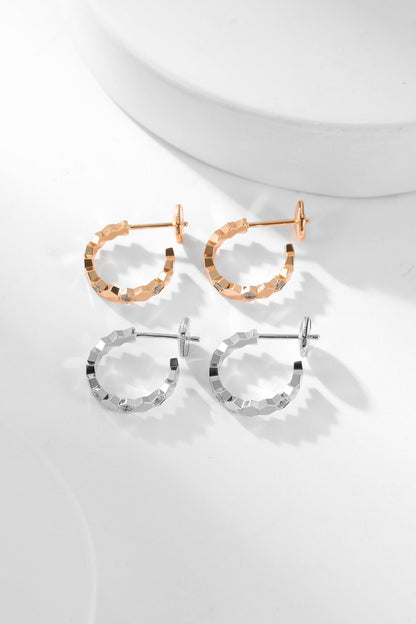 [Joyas Regalia] PENDIENTES DE ARO CON DIAMANTES BEE LOVE