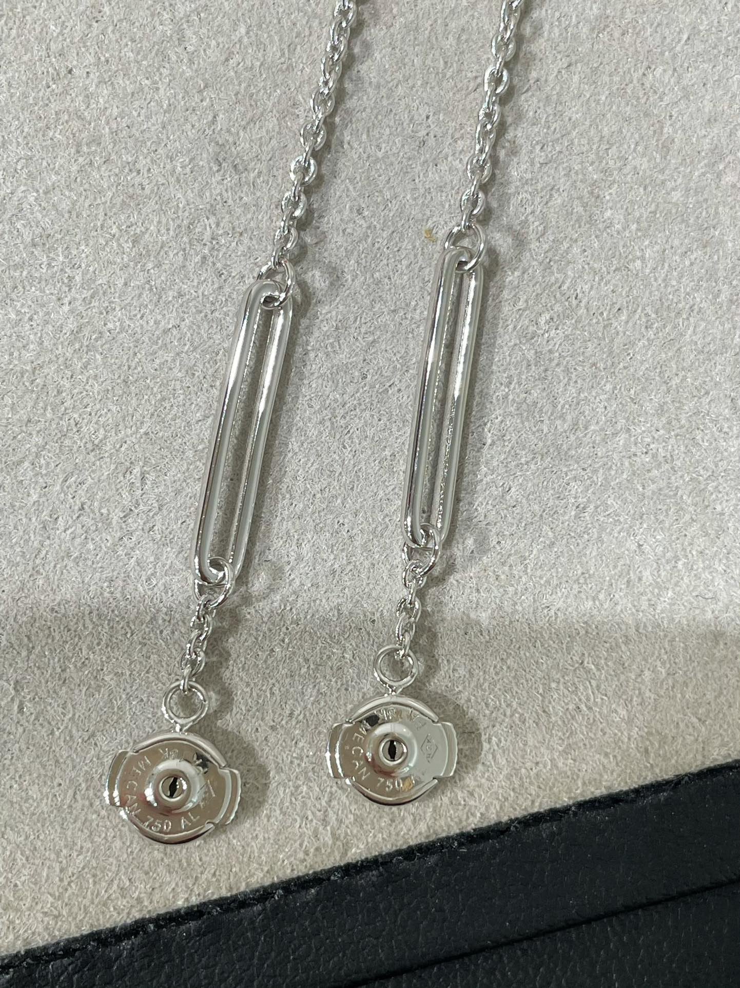 [Bijoux Regalia] BOUCLES D'OREILLES PENDANTES DIAMANT CHAINE CHAOS