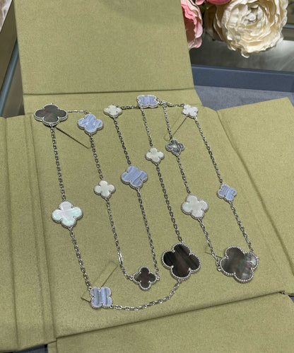 [Regalia jewelry]CLOVER 16 MOTIF CHALCEDONY MOP SILVER NECKLACE