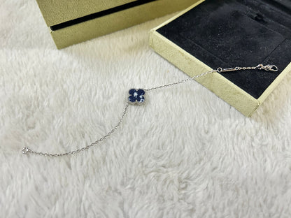 [Joyas Regalia] PULSERA DE PIETERSITA CON MOTIVO DE TRÉBOL 1