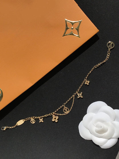 [Regalia jewelry]BLOOMING PINK GOLD MOP BRACELET
