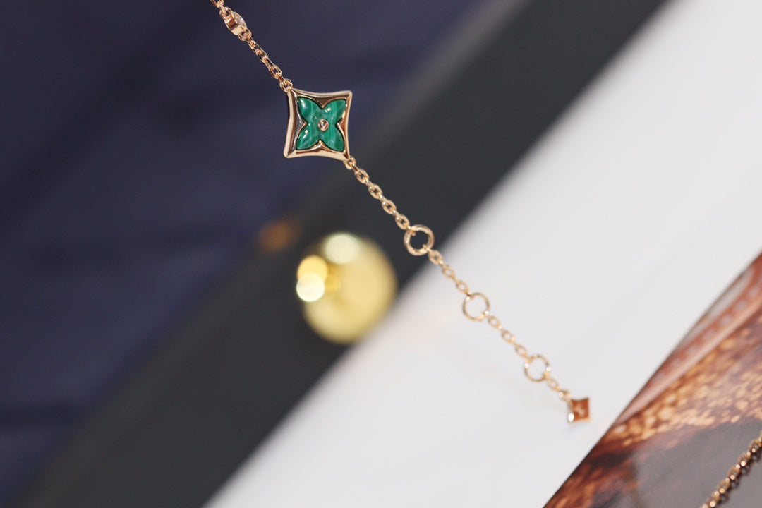 [Regalia jewelry]STAR AND SUN 4 MOTIF PINK GOLD MALACHITE BRACELET