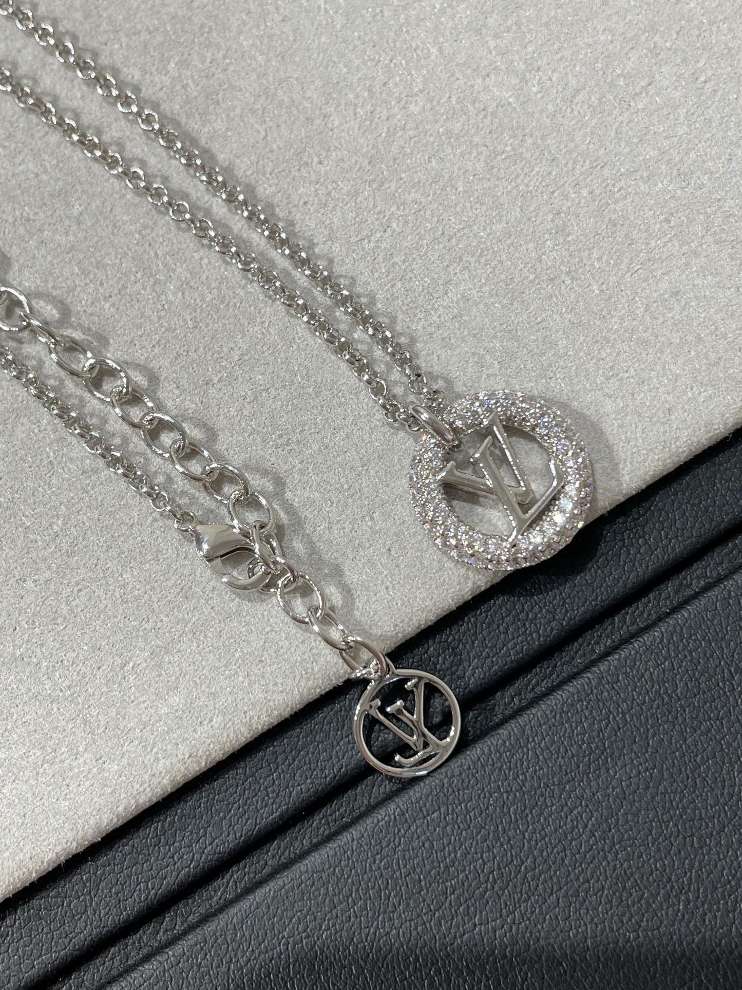 [Regalia jewelry]BY NIGHT DIAMOND PAVED NECKLACE