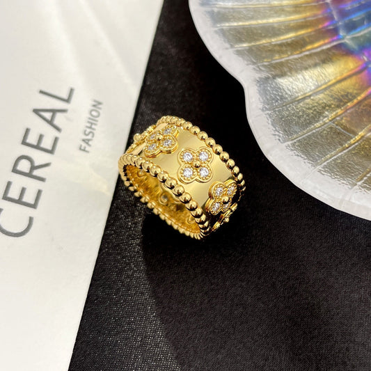 [Joyas Regalia] ANILLO GRANDE DE DIAMANTES PERLEE 