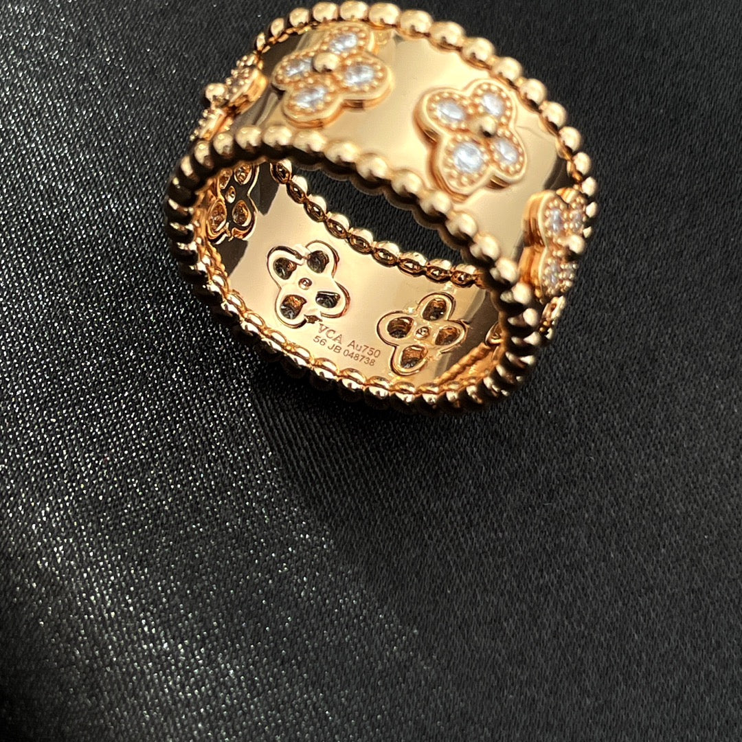 [Joyas Regalia] ANILLO GRANDE DE DIAMANTES PERLEE 