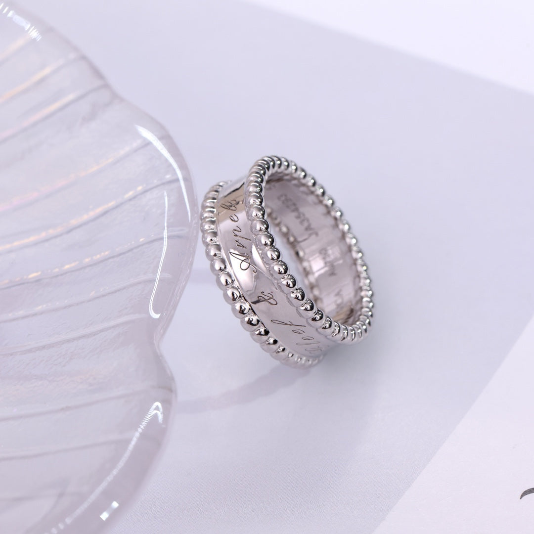 [Joyas Regalia] ANILLO DE FIRMA PERLEE