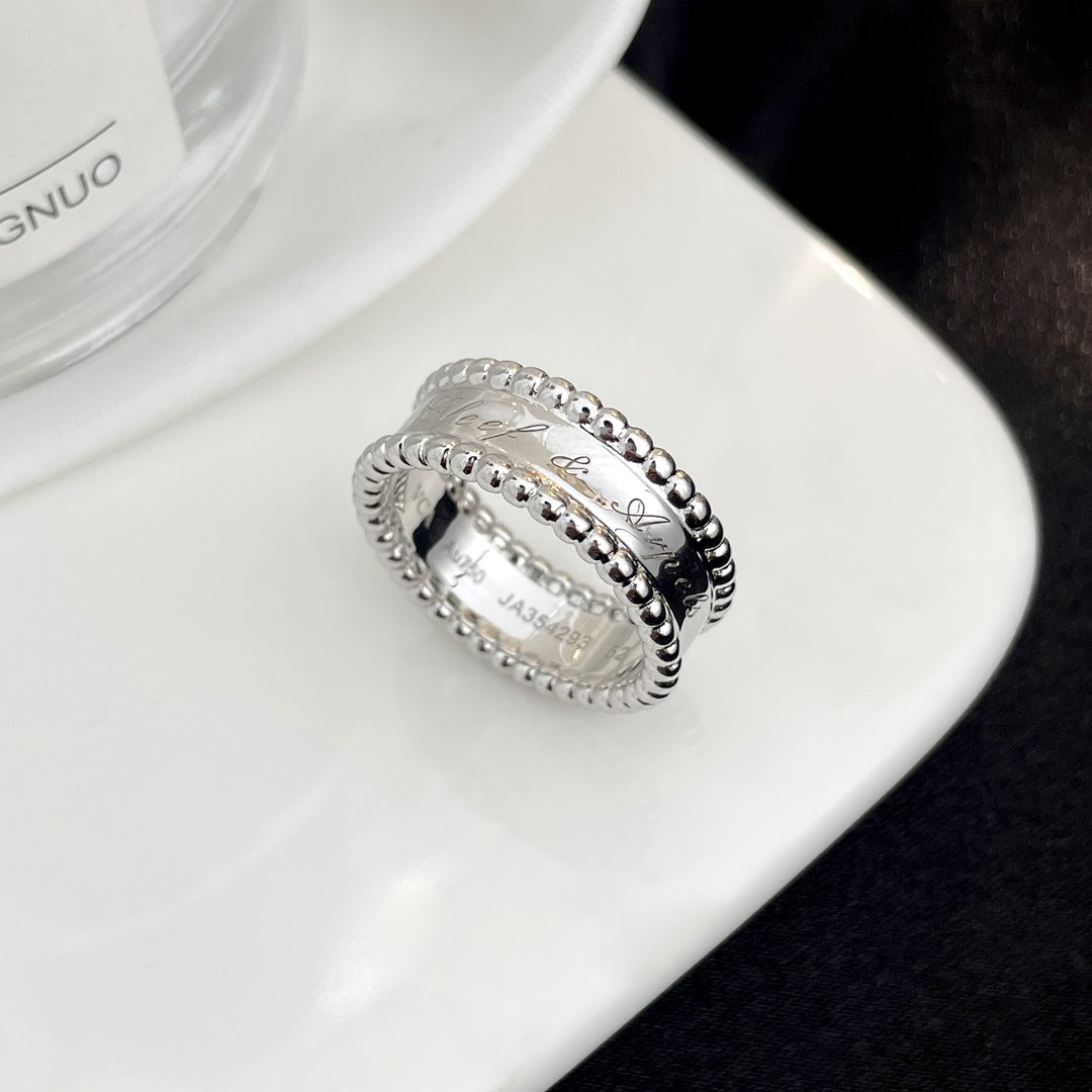 [Joyas Regalia] ANILLO DE FIRMA PERLEE