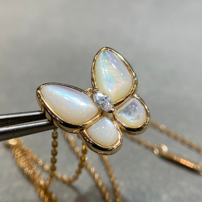 [Regalia jewelry]BUTTERFLY MOP DIAMOND NECKLACE
