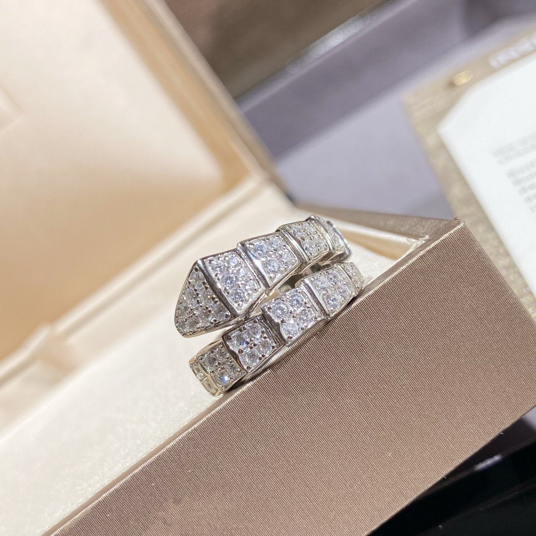 [Regalia jewelry]SERPENTI RING SILVER DIAMOND PAVED