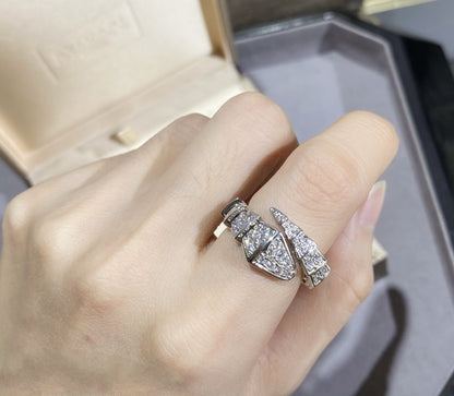 [Regalia jewelry]SERPENTI LARGE RING SILVER DIAMOND PAVED