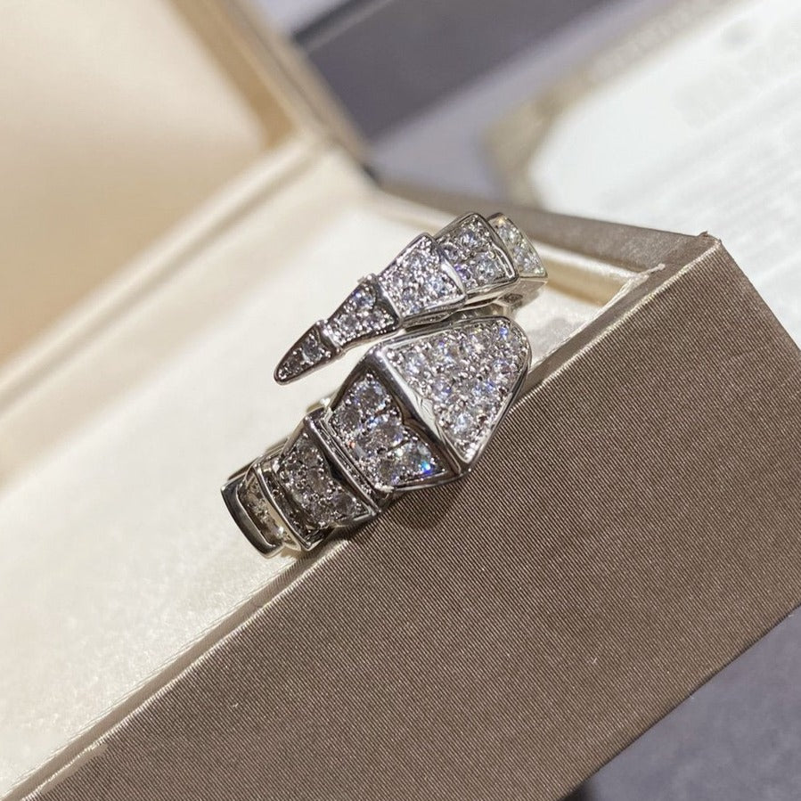 [Regalia jewelry]SERPENTI LARGE RING SILVER DIAMOND PAVED
