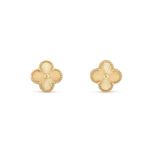 [Regalia jewelry]CLOVER MINI 9.5MM LASER EARRINGS