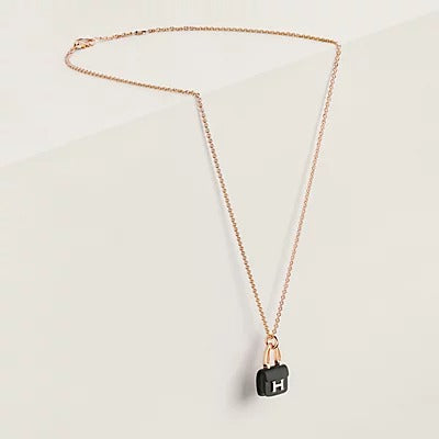 [Joyas Regalia] COLLAR CON COLGANTE CONSTANCE DE HM AMULETTES PARA MUJER