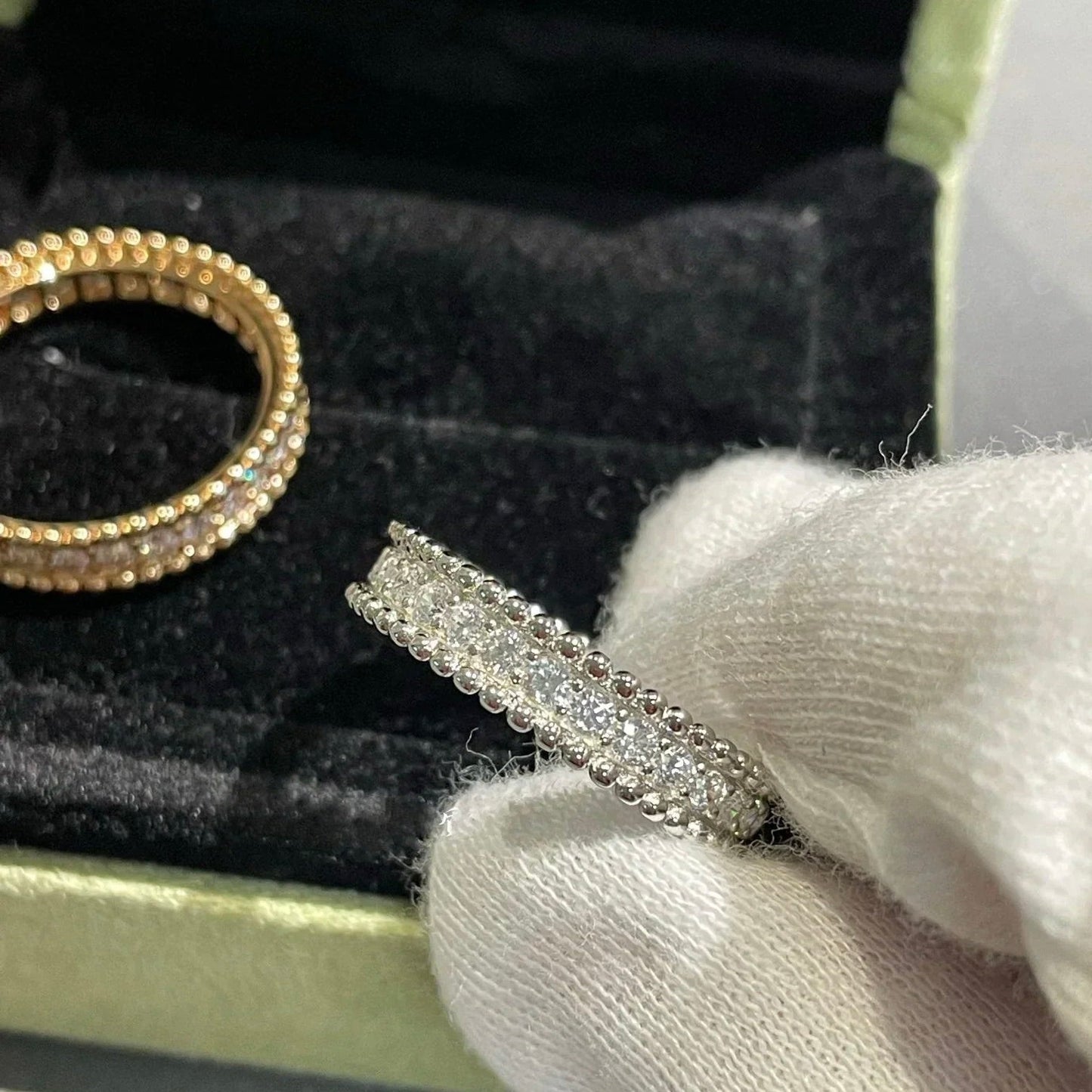 [Joyas Regalia] ANILLO DE ORO ROSA CON DIAMANTES PERLEE