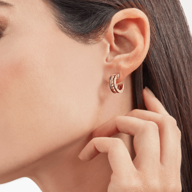 [Regalia jewelry]ZERO 1 ROCK PINK GOLD EARRINGS WITH STUDDED SPIRAL AND BLACK CERAMIC