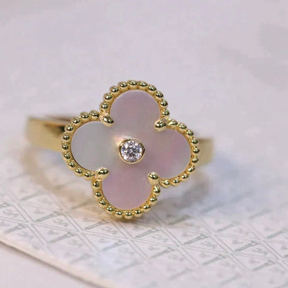 [Bijoux Regalia] BAGUE TRÈFLE ROSE OR DIAMANT