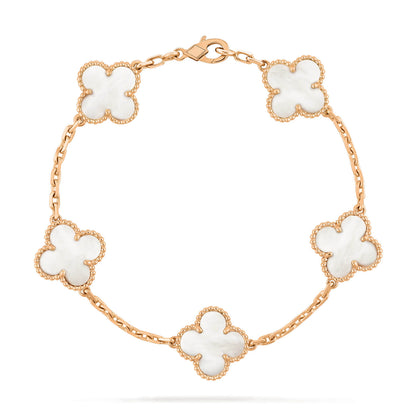 [Joyas Regalia] PULSERA DE TRÉBOL CON 5 MOTIVOS DE MOPA BLANCA 