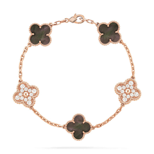 [Joyas Regalia] PULSERA DE ORO ROSA CON 5 MOTIVOS DE TRÉBOL, AZUL OSCURO Y DIAMANTES 