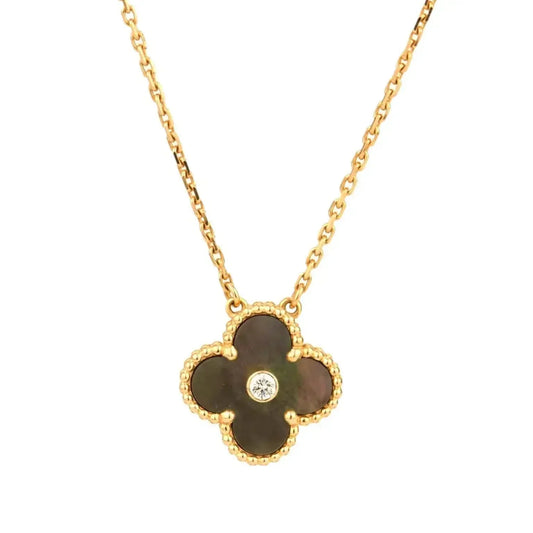 [Regalia jewelry]CLOVER 15MM DIAMOND AND MOTHER-OF-GREY NECKLACE