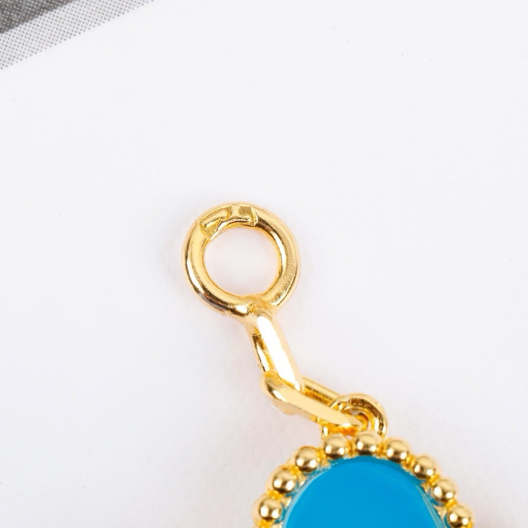 [Joyas Regalia]Pulsera de turquesa con cinco motivos de trébol