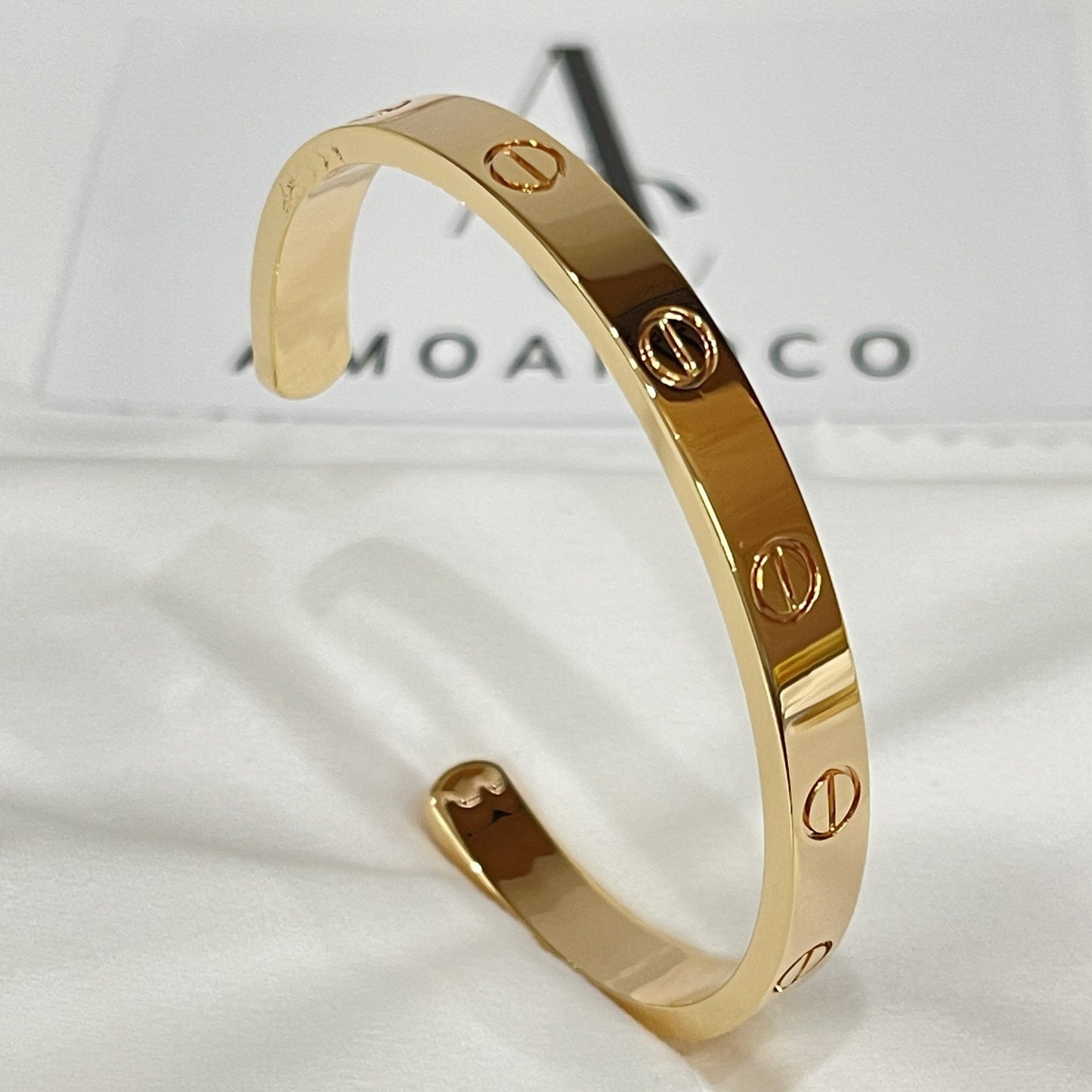[Joyas Regalia] PULSERA AMOR DE 6,1 MM CON BRAZALETE ABIERTO 
