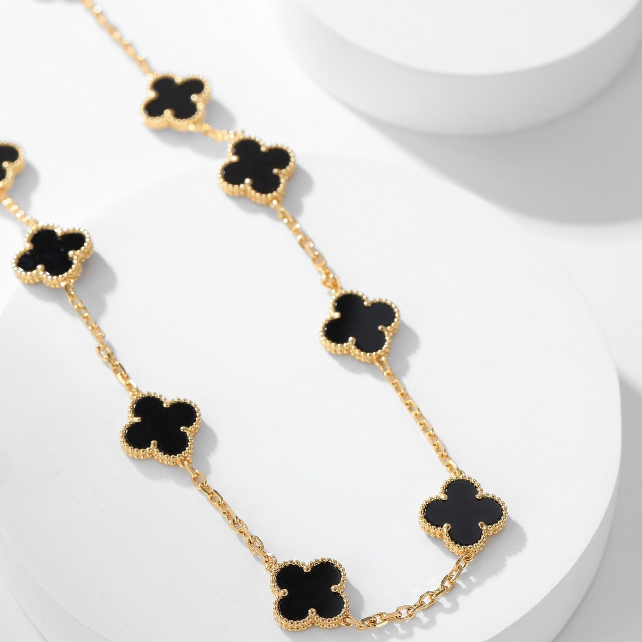 [Regalia jewelry]CLOVERS THE 10-MOTIFS ONYX NECKLACE