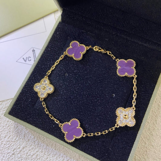 [Joyas Regalia] PULSERA DE DIAMANTES PÚRPURA VIOLETA CON 5 MOTIVOS DE TRÉBOL