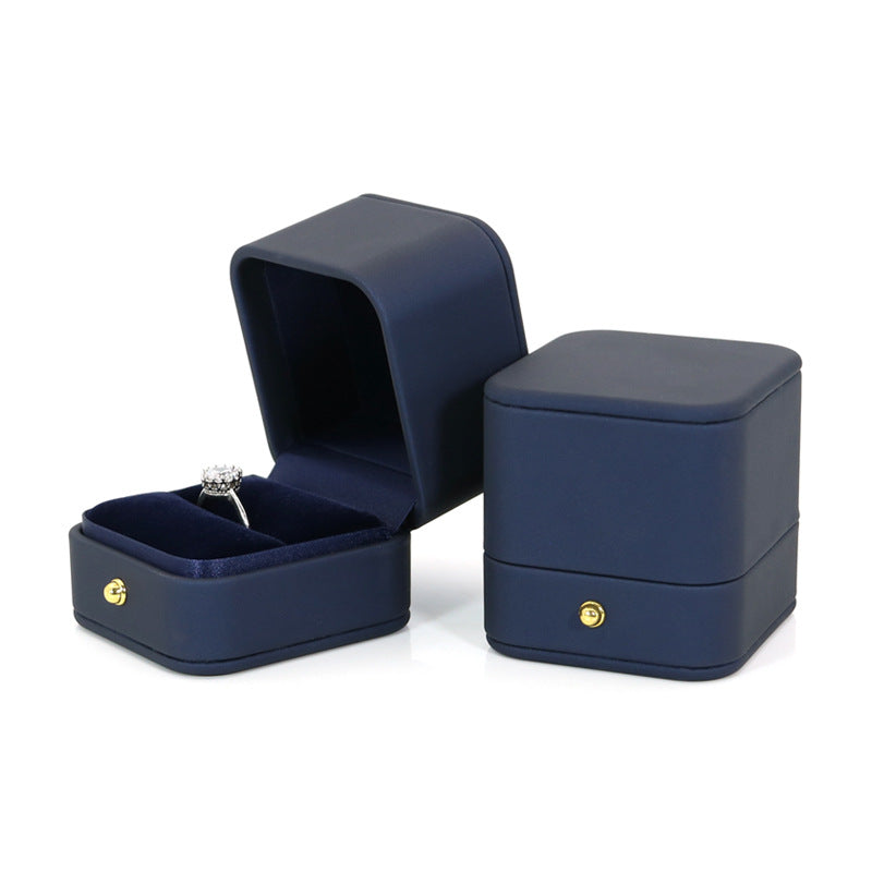 COFFRET CADEAU À BIJOUX EN CUIR PU DE HAUTE QUALITÉ (LOGO O)