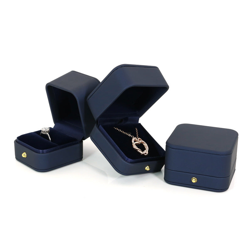 COFFRET CADEAU À BIJOUX EN CUIR PU DE HAUTE QUALITÉ (LOGO O)