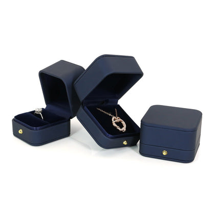COFFRET CADEAU À BIJOUX EN CUIR PU DE HAUTE QUALITÉ (LOGO O)