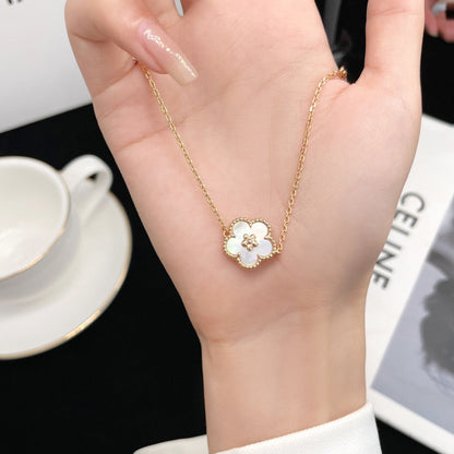 [Regalia jewelry]LUCKY  WHITE MOP  PLUM BLOSSOM NECKLACE