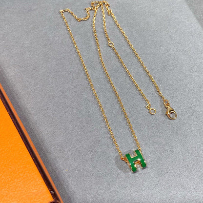 [Joyas Regalia] COLLAR POP H VERDE PLATA Y ORO