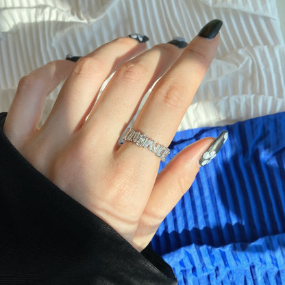 [Joyas Regalia] Anillo de tenis delicado con múltiples formas