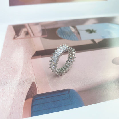 [Joyas Regalia] Anillo único de corte radiante y colorido