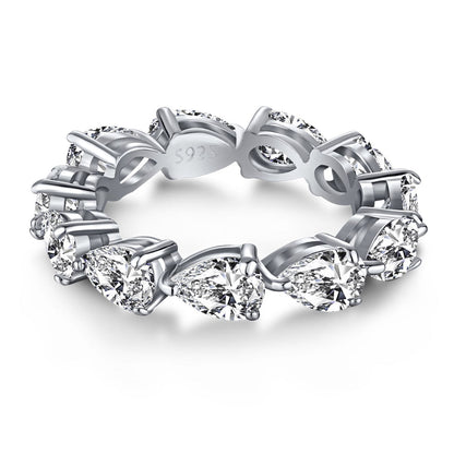 [Joyas Regalia] Exquisito anillo de tenis con corte de pera