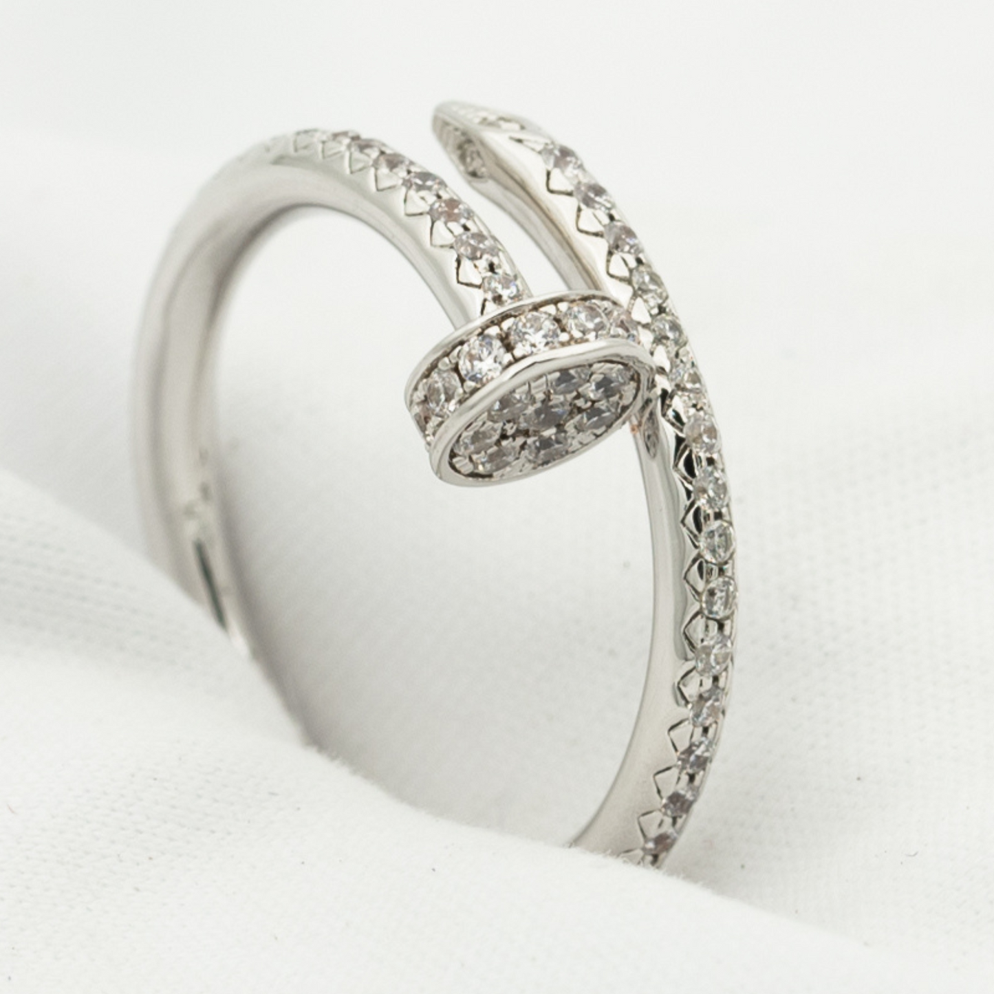 [Joyas Regalia] ANILLO JUSTE DE PLATA DE 1,8 MM CON DIAMANTES